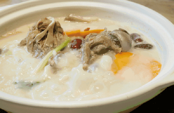 如果你是大厨,如何做一桌12菜一汤2主食的全猪宴？