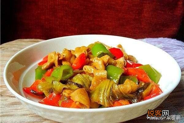 如果你是大厨,如何做一桌12菜一汤2主食的全猪宴？