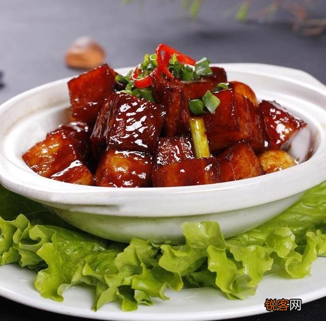 如果你是大厨,如何做一桌12菜一汤2主食的全猪宴？