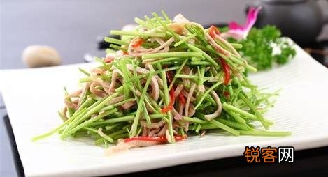 如果你是大厨,如何做一桌12菜一汤2主食的全猪宴？