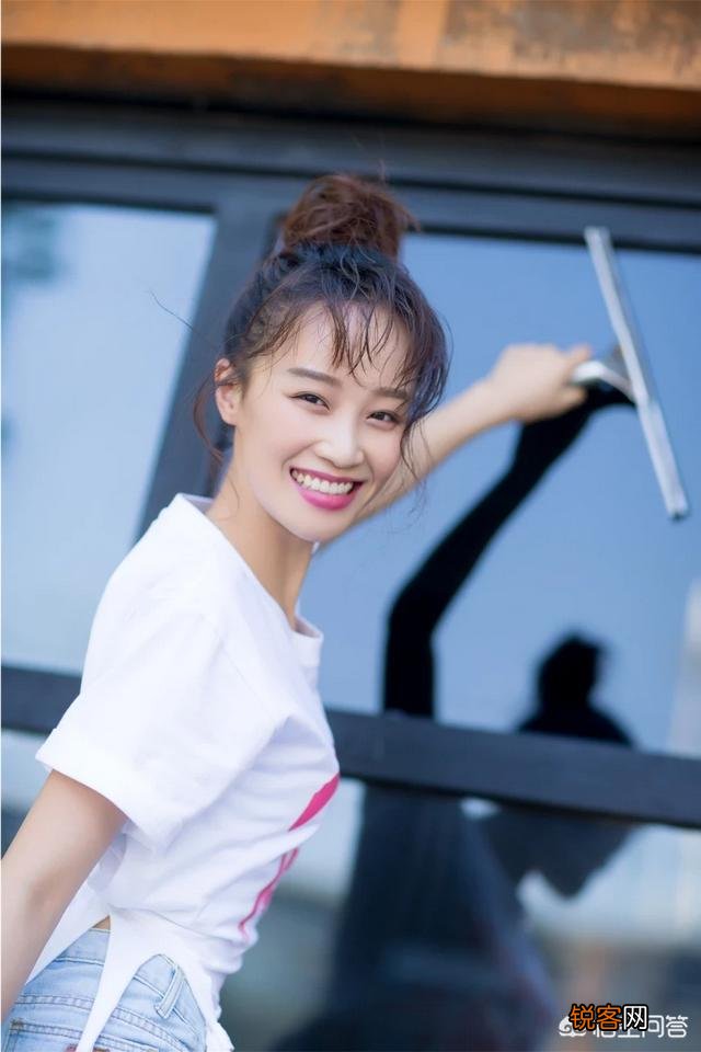 你觉得娱乐圈中,有哪些实力派青年女演员？