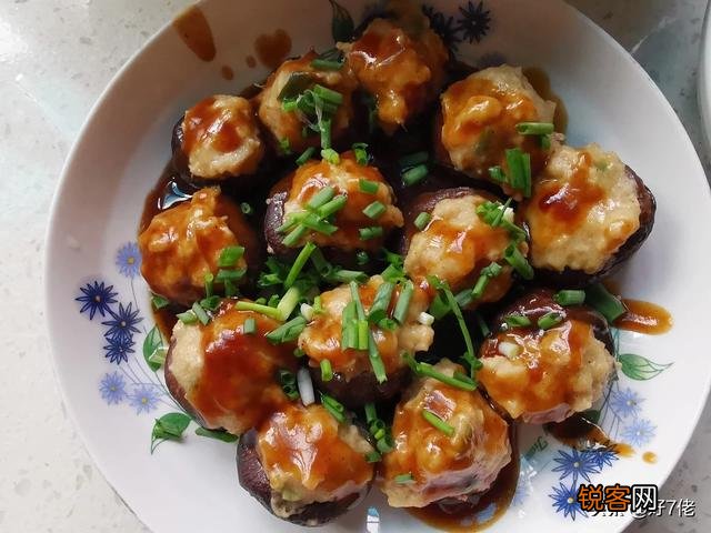 发美食照片配什么句子？