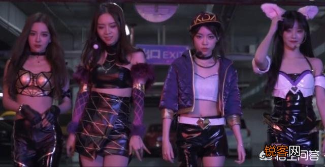 LPL“穿黑丝却被吐槽”的女解说,周淑怡黑丝秀腿,网友调侃“冲不动”,你有何看法？
