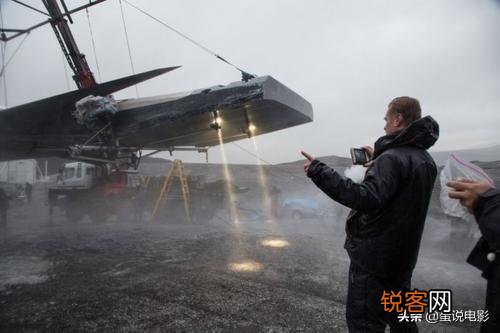 你看过哪一部科幻电影既有文艺感,又有深度的作品？求推荐一部？