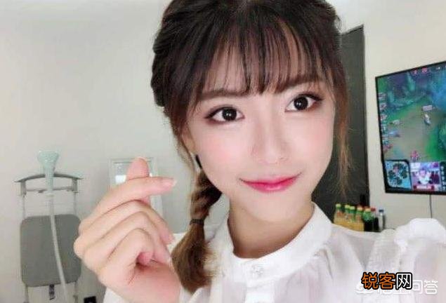 电竞赛事“搞黄色”太严重,周淑怡带头举报LPL直播间,网友：干的漂亮！如何评价？