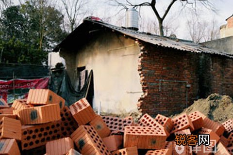 关于农村宅基地的遗嘱有效吗？