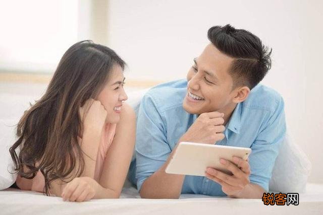 深夜里,被夜醒的老公一把抱住深深拥在怀里是一种什么样的体会？