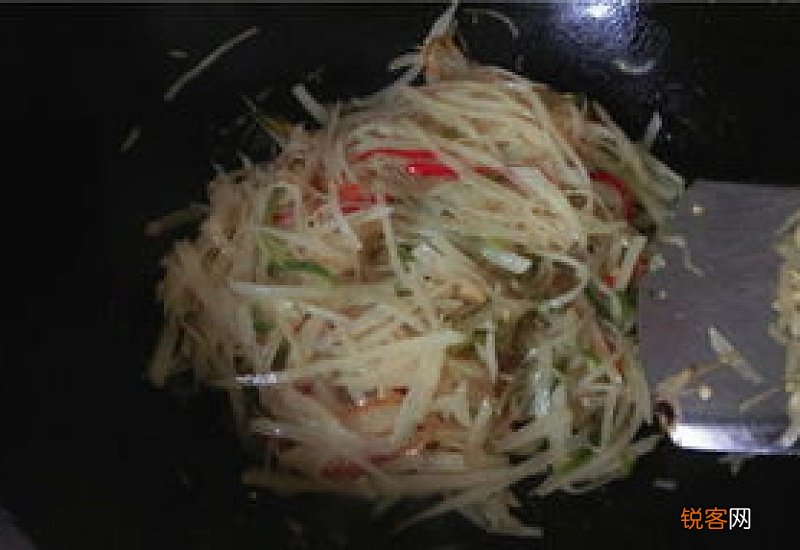双溜土豆丝怎么做 双椒土豆丝介绍