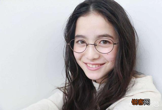 男生经济条件不如女孩这样的关系适合发展吗？