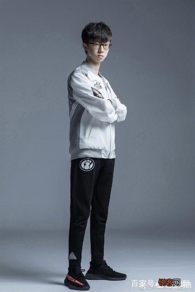 英雄联盟LPL史上,你觉得最强的国产辅助是谁？