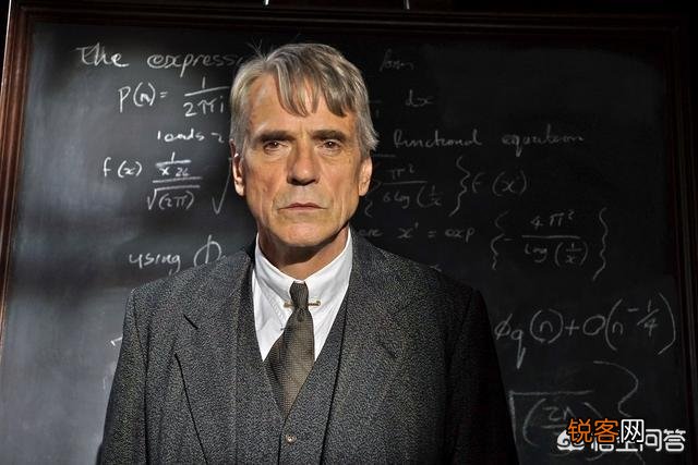 印度超级数学天才拉马努金是不是一个可以超越爱因斯坦的神人？