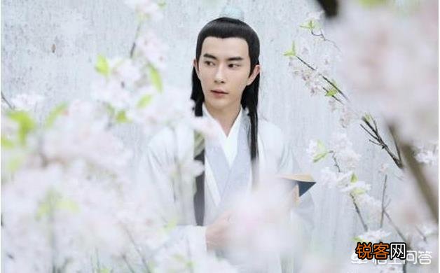 于朦胧凭什么在百度风云榜上霸屏那么久？