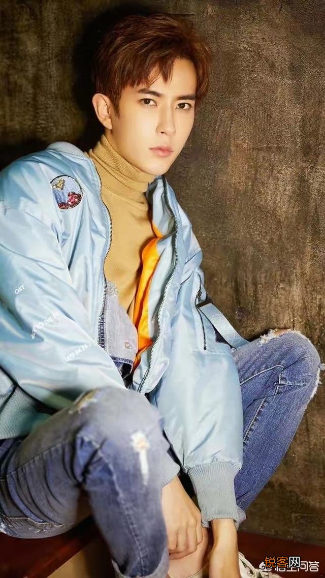 于朦胧凭什么在百度风云榜上霸屏那么久？