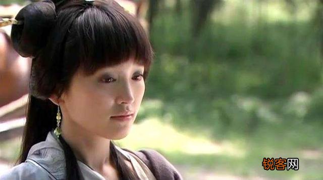 金莎为什么突然消失了？出来也是不温不火的。经历了什么？