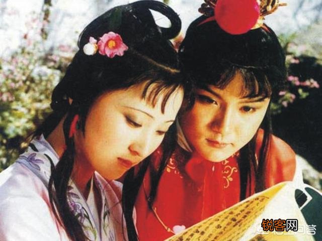 有哪些小说你看完之后又看了一遍？