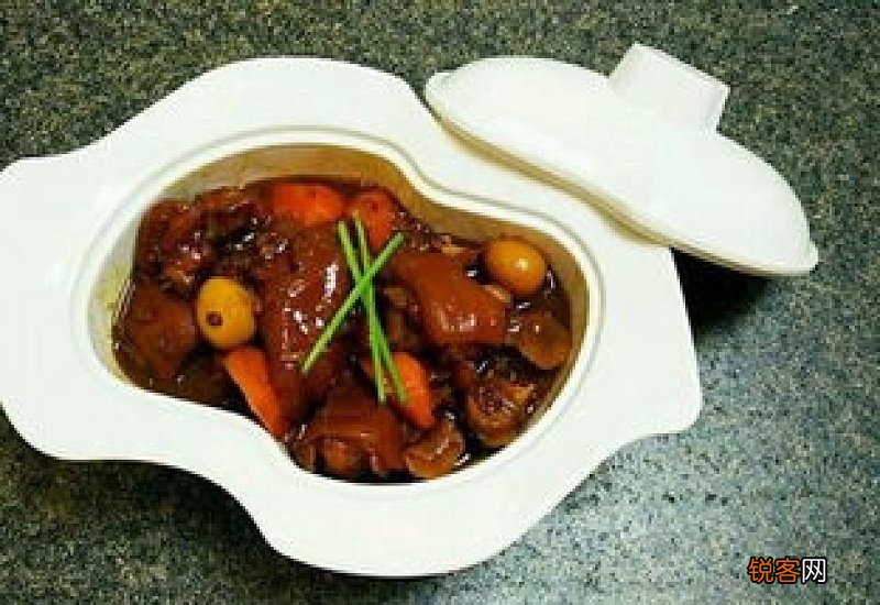 砂锅猪蹄的做法