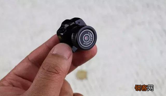 住酒店,怎么防备偷拍？