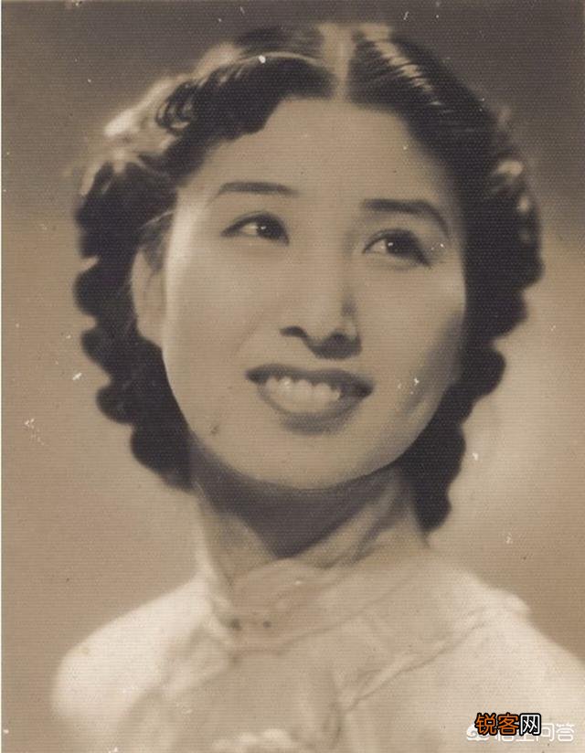如何评价李安执导的电影《色·戒》？