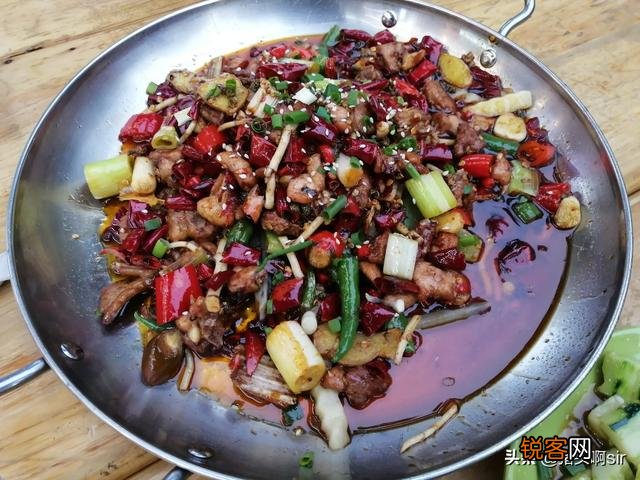 您对网红美食有什么评价,买过哪些好的美食,是否入坑？