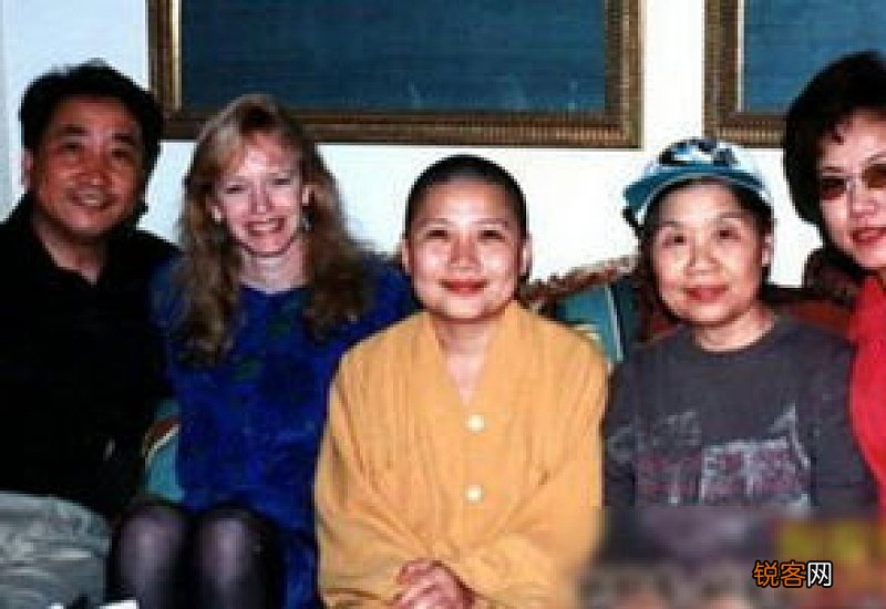 李娜唱歌为什么出家