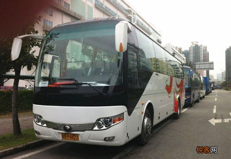 大巴车最多有多少个座位 大巴车多少个座位?