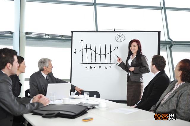 为什么职场老老实实工作,不如拍马屁的员工升职快呢？