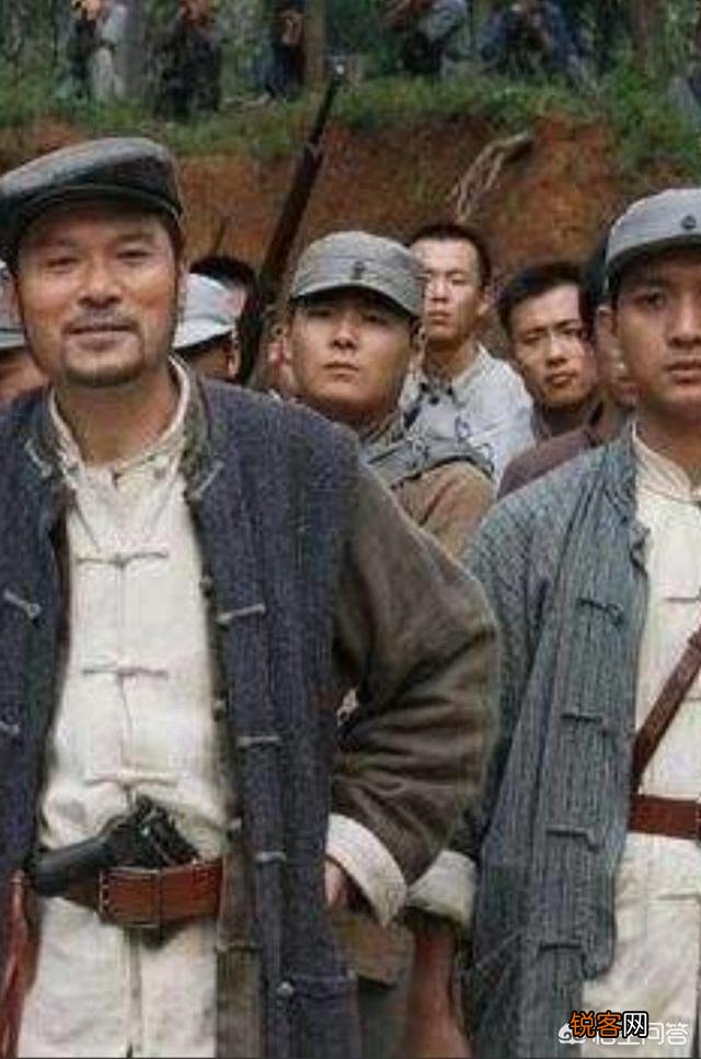 请问,有什么好看的,真实的抗战小说,穿越的也可以。哪位朋友推荐一下,谢谢？