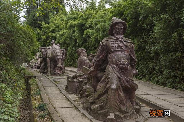 越国那么小,勾践成为春秋霸主的时候,晋、齐、楚等大国在干嘛？
