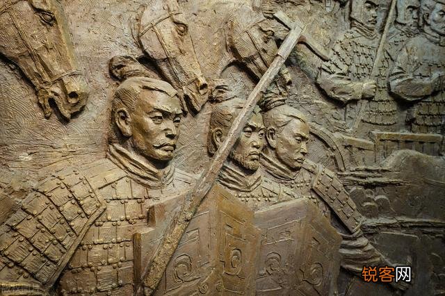 越国那么小,勾践成为春秋霸主的时候,晋、齐、楚等大国在干嘛？