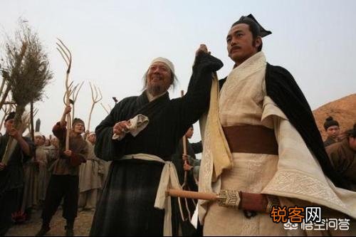 战国时期,一身才学的商鞅为什么会跑到偏远贫穷的秦国实行变法？