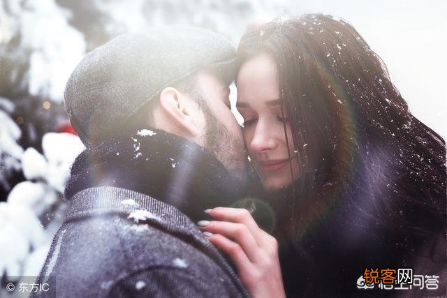 有哪些情侣间比较暖心的爱情句子？