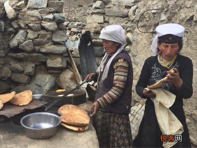 疫情之后,大家有去吃美食或者旅游的打算吗？准备去哪？