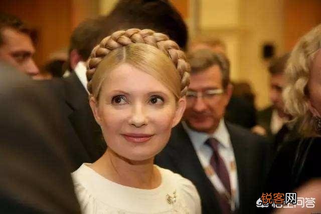 乌克兰前总统尤先科与季莫申科是什么关系,为什么两人最后反目成仇？