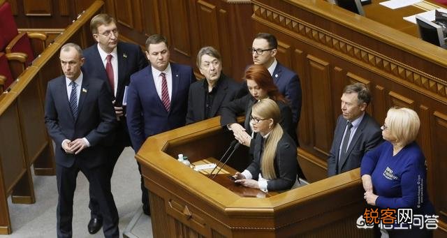 请问,如果泽林斯基当选乌克兰总统,未来泽林斯基与季莫申科上演宁汉合流,是否可期？