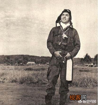 如何评价二战日本海航王牌飞行员坂井三郎？