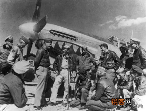 苏联援华航空队与美国“飞虎队”哪个对中国抗日战争帮助更大？