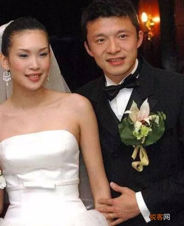 谢晖现任妻子是谁 谢晖为什么恨佟晨洁