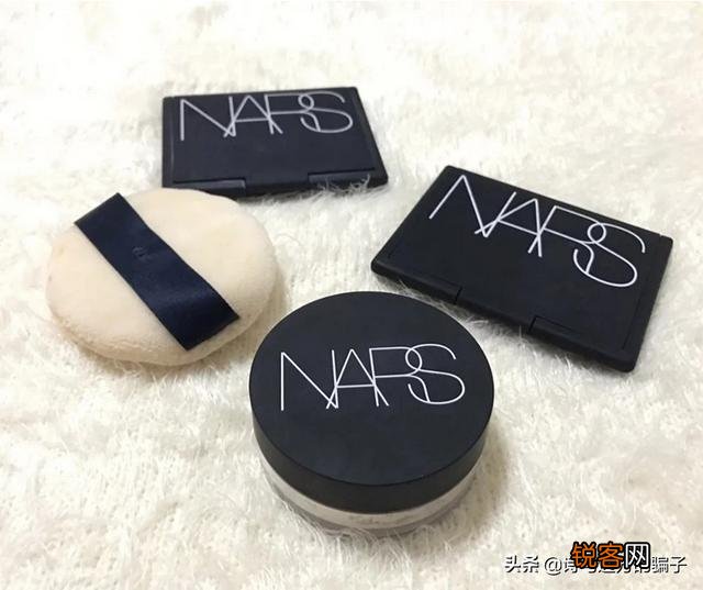 粉饼、散粉、定妆粉傻傻分不清,有什么区别？