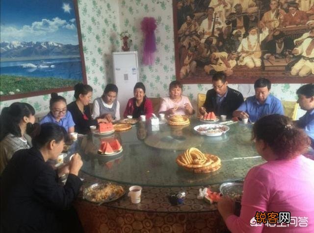 微信里你加入的亲戚群,“群名”叫什么？