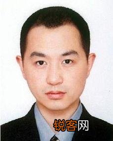 关于已故歌星高枫的经典绝响专辑《美丽新世界》中的作品风格奇特之处在哪里？