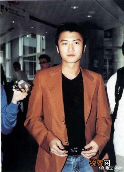 谢霆锋、郑伊健和黄家驹留长发,谁最帅？