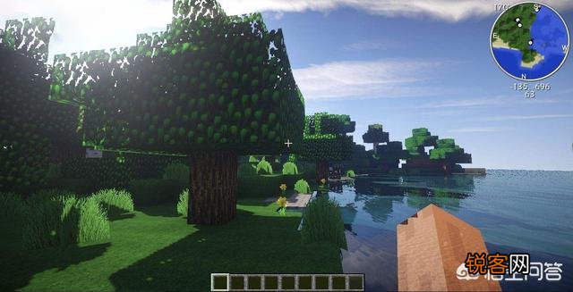 在《我的世界》手游海洋版中,怎么在开死亡的时候不掉落？