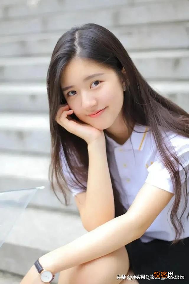 大家喜欢欧美丰满的女性,还是亚洲苗条的女性？