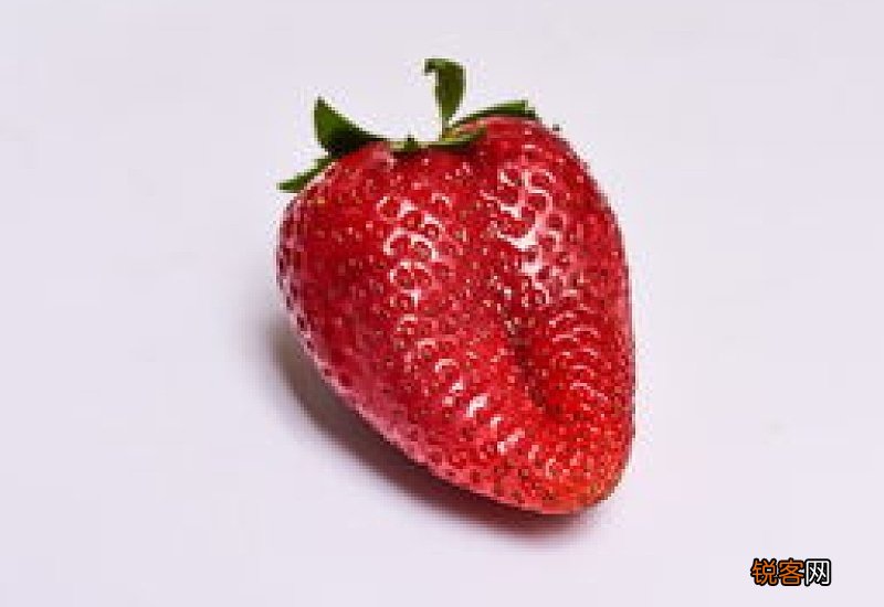 草莓不红但是很甜为什么