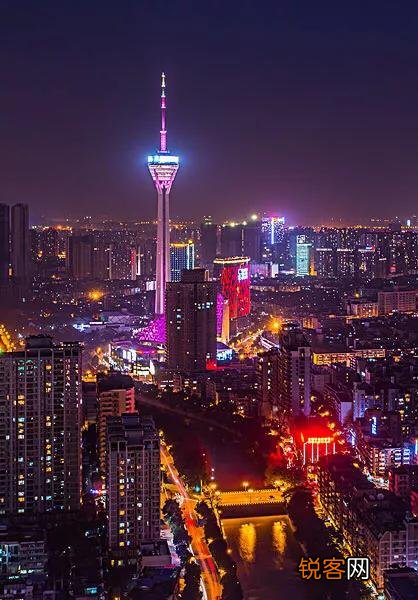 成都的城市面积大吗？