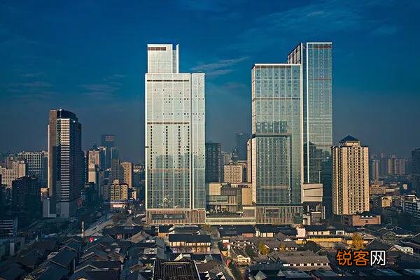 成都的城市面积大吗？