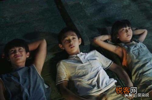 网剧《隐秘的角落》为什么反反复复的唱《小白船》？