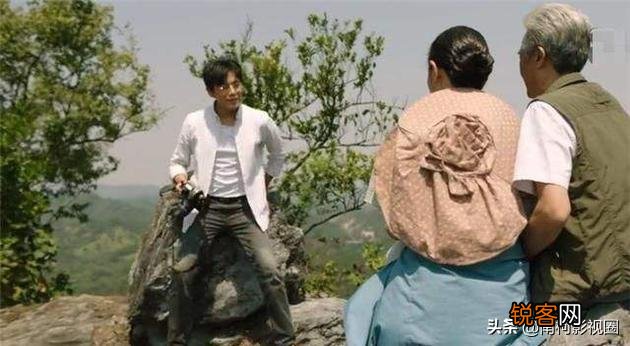 网剧《隐秘的角落》为什么反反复复的唱《小白船》？