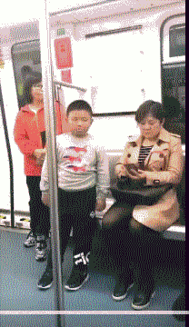 有哪些让你笑出内伤的GIF图？