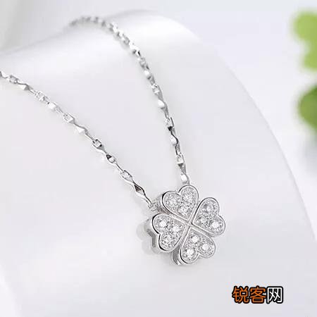 老公给老婆买仿的项链,却给自己买正品手表,这是种怎样的心理？